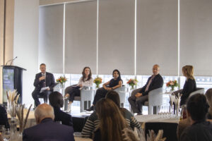 Arrell Food Summit final panel with panellists: Bryan Duarte Founder and Managing Partner, BlackTech Capital Evan Fraser Director, Arrell Food Institute Katya Kudashkina Senior Director of AI and Machine Learning, Dayforce Renée Michaud Directrice générale, Université Laval at INAF (L’Institut sur la nutrition et les aliments fonctionnels) Richa Gupta Vice-President of Partners and Development, Canadian Food Innovation Network